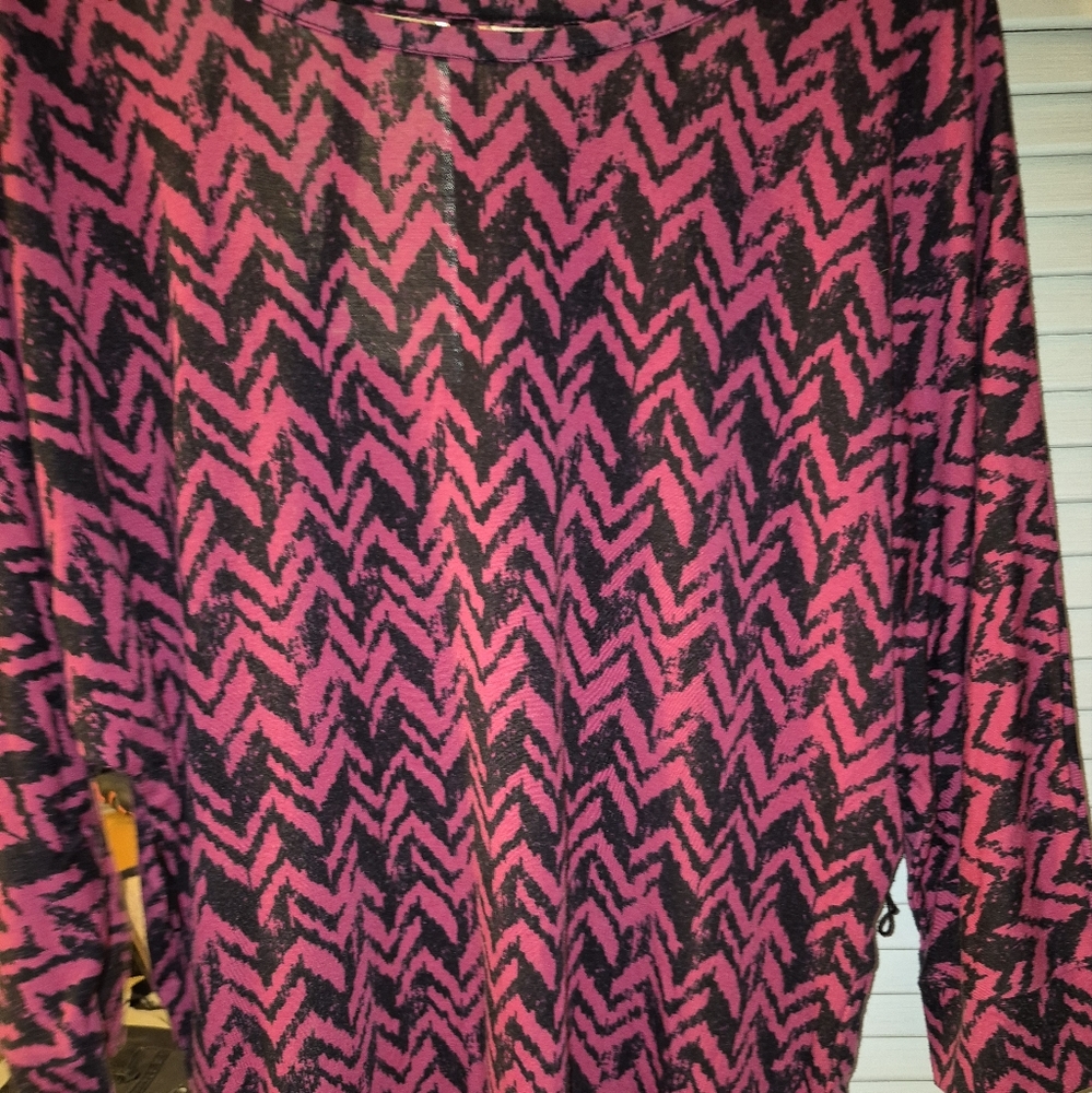 Womens XL shirt